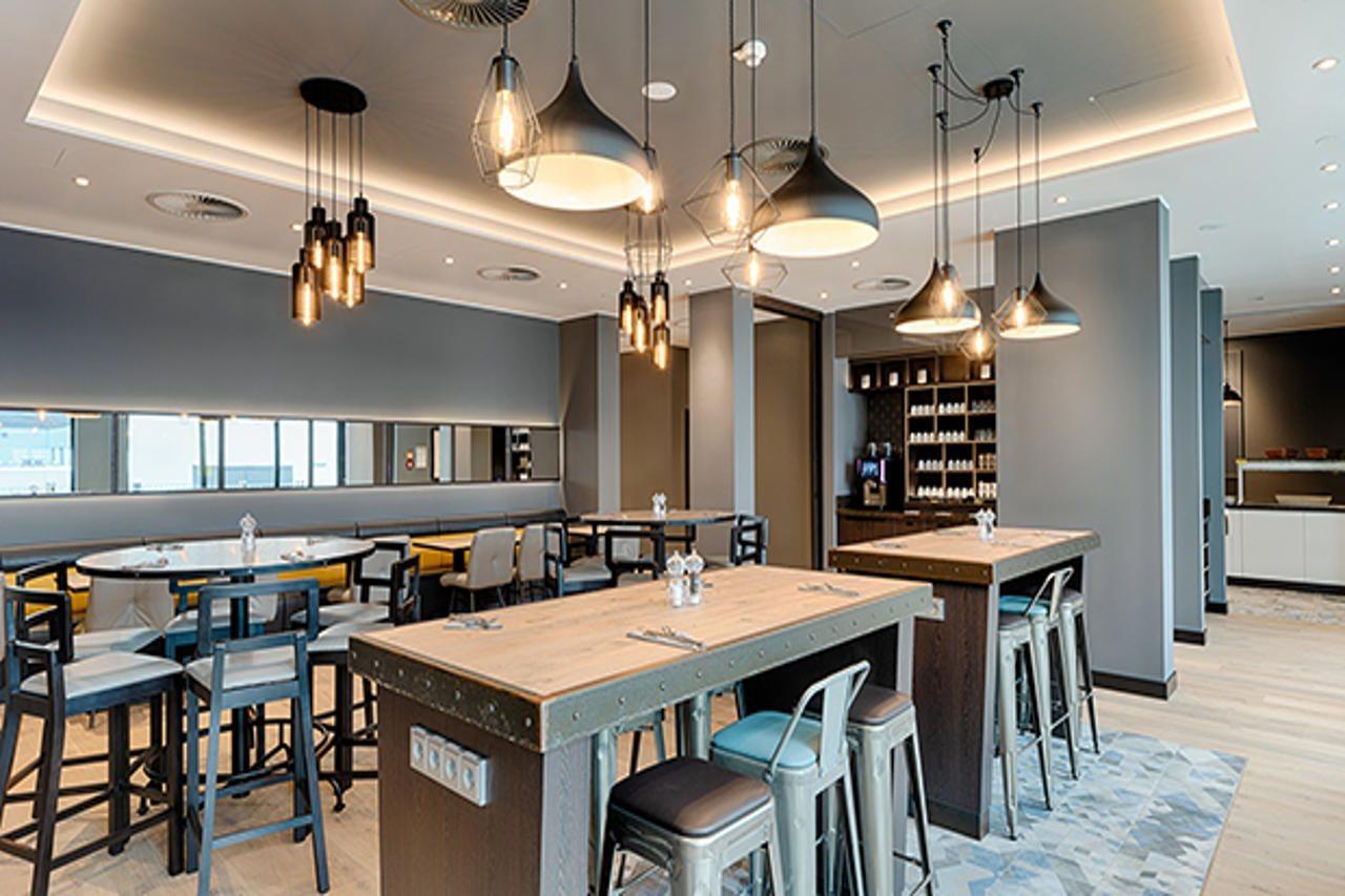Premier Inn Hamburg City Klostertor Екстер'єр фото