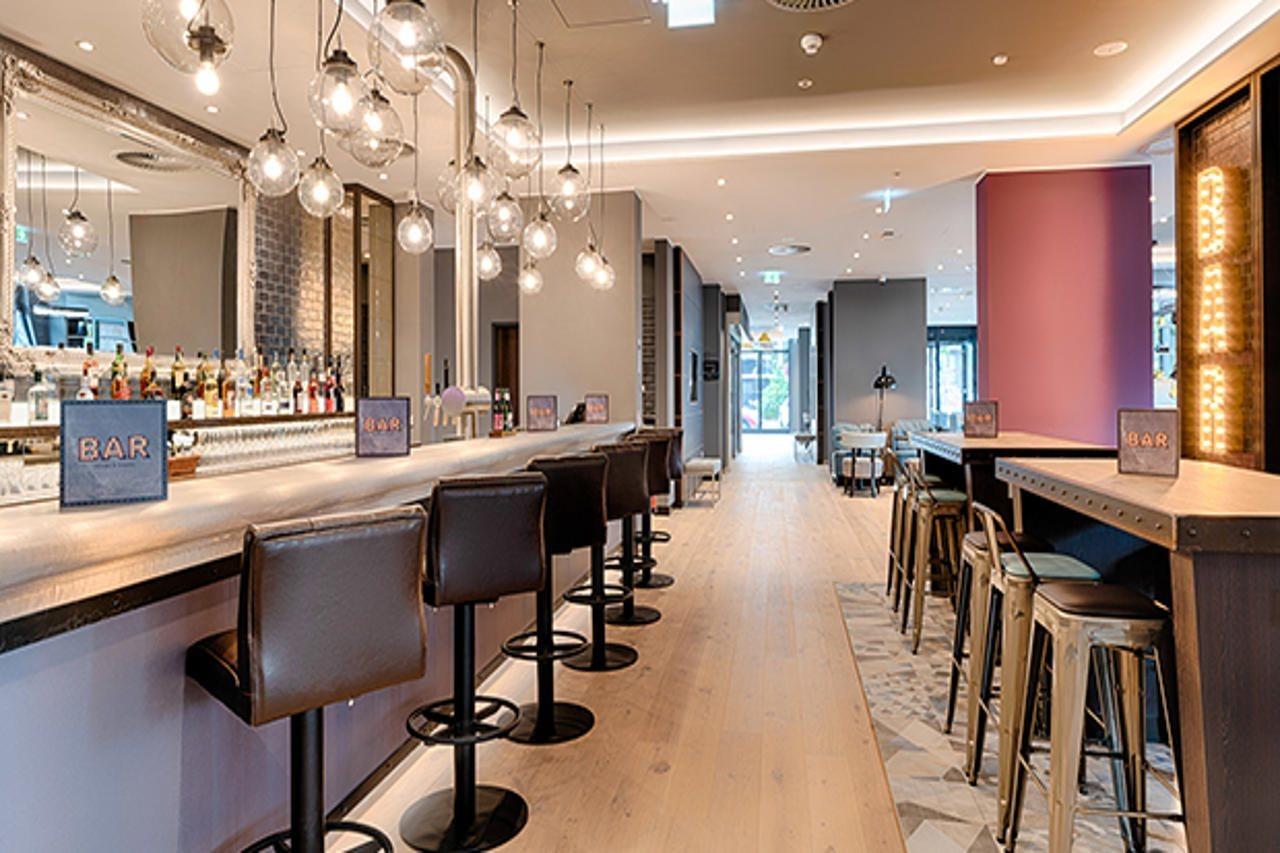 Premier Inn Hamburg City Klostertor Екстер'єр фото
