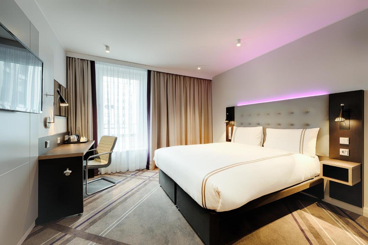 Premier Inn Hamburg City Klostertor Екстер'єр фото