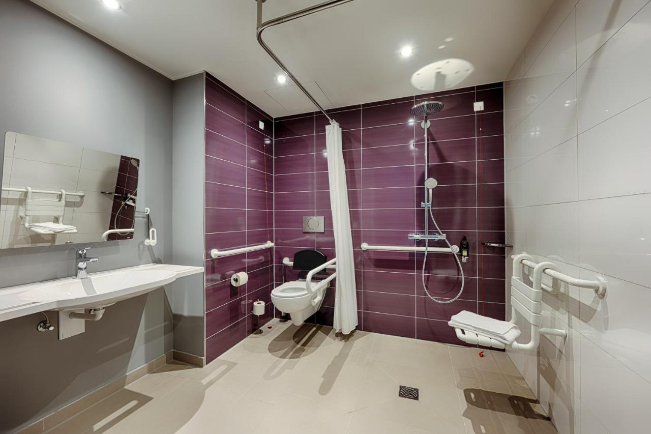 Premier Inn Hamburg City Klostertor Екстер'єр фото